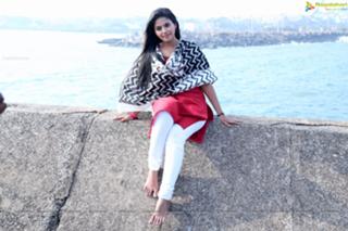 Anjali feet photo thumbnail