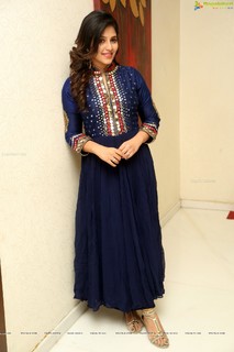 Anjali feet photo thumbnail