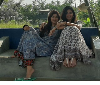 Anjali feet photo thumbnail