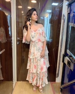 Anjali feet photo thumbnail