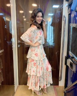 Anjali feet photo thumbnail