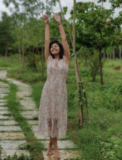 Anjali feet photo thumbnail