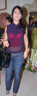 Anjana Sukhani feet photo 5