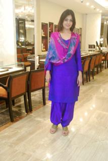 Anjana Sukhani feet photo 20