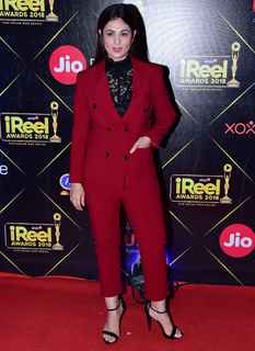 Anjana Sukhani feet photo 1
