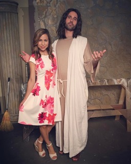 Anjelah Johnson-Reyes feet photo thumbnail