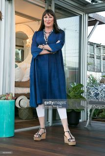 Anjelica Huston feet photo thumbnail