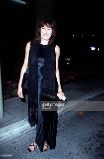 Anjelica Huston feet photo thumbnail