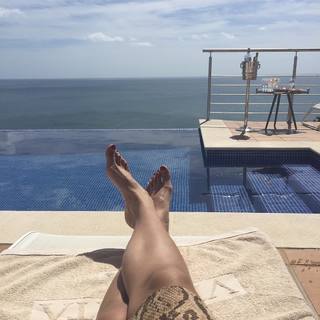 Anjli Mohindra feet photo 3