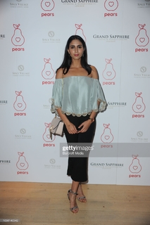 Anjli Mohindra feet photo 13
