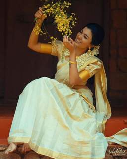 Anju Kurian feet photo 14
