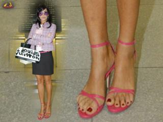 Anke Engelke feet photo thumbnail