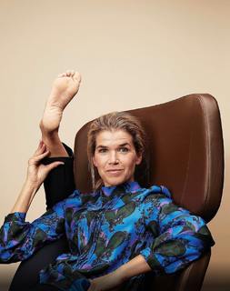 Anke Engelke feet photo thumbnail