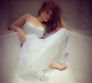 Ankita Lokhande feet photo thumbnail