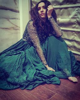 Ankita Lokhande feet photo thumbnail