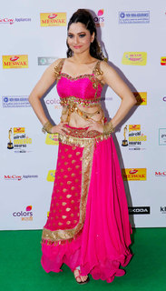 Ankita Lokhande feet photo thumbnail