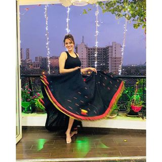 Ankita Lokhande feet photo thumbnail