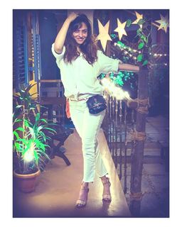 Ankita Lokhande feet photo thumbnail