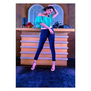 Ankita Lokhande feet photo thumbnail