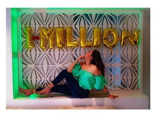 Ankita Lokhande feet photo thumbnail