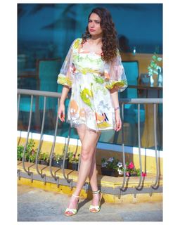 Ankita Lokhande feet photo thumbnail