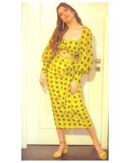 Ankita Lokhande feet photo thumbnail