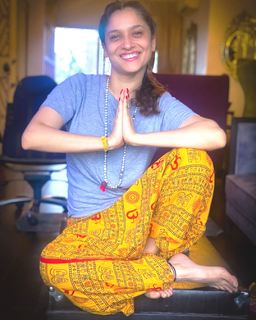 Ankita Lokhande feet photo thumbnail