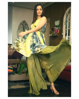 Ankita Lokhande feet photo thumbnail