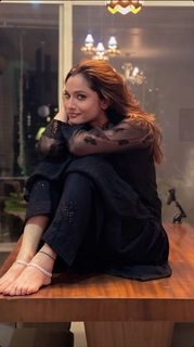 Ankita Lokhande feet photo thumbnail