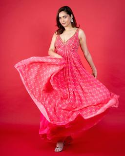 Ankita Lokhande feet photo thumbnail