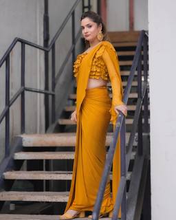 Ankita Lokhande feet photo thumbnail