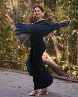 Ankita Lokhande feet photo thumbnail