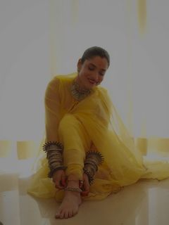 Ankita Lokhande feet photo 3