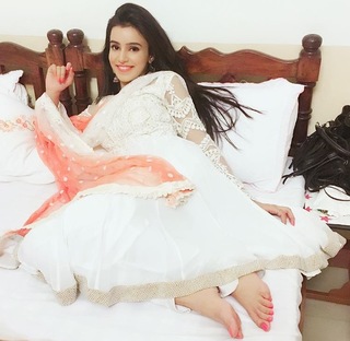 Ankita Sharma feet photo thumbnail