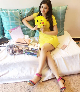 Ankita Sharma feet photo thumbnail