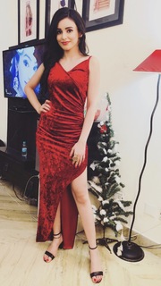 Ankita Sharma feet photo thumbnail