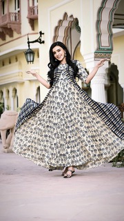 Ankita Sharma feet photo thumbnail