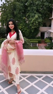 Ankita Sharma feet photo thumbnail