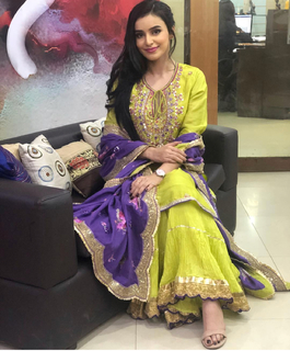 Ankita Sharma feet photo thumbnail