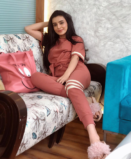 Ankita Sharma feet photo thumbnail