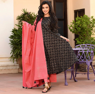 Ankita Sharma feet photo thumbnail