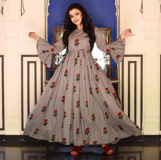 Ankita Sharma feet photo thumbnail