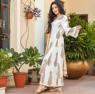 Ankita Sharma feet photo thumbnail