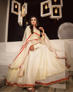 Ankita Sharma feet photo thumbnail