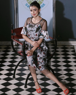 Ankita Sharma feet photo thumbnail