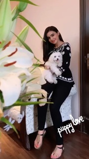 Ankita Sharma feet photo thumbnail