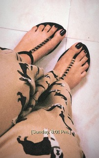 Ankita Sharma feet photo thumbnail