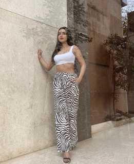 Ankita Sharma feet photo thumbnail