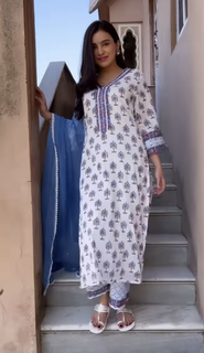 Ankita Sharma feet photo thumbnail