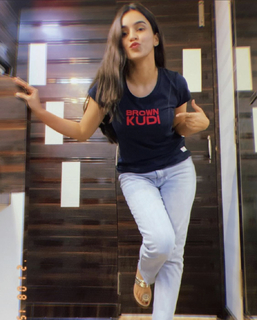 Ankita Sharma feet photo thumbnail